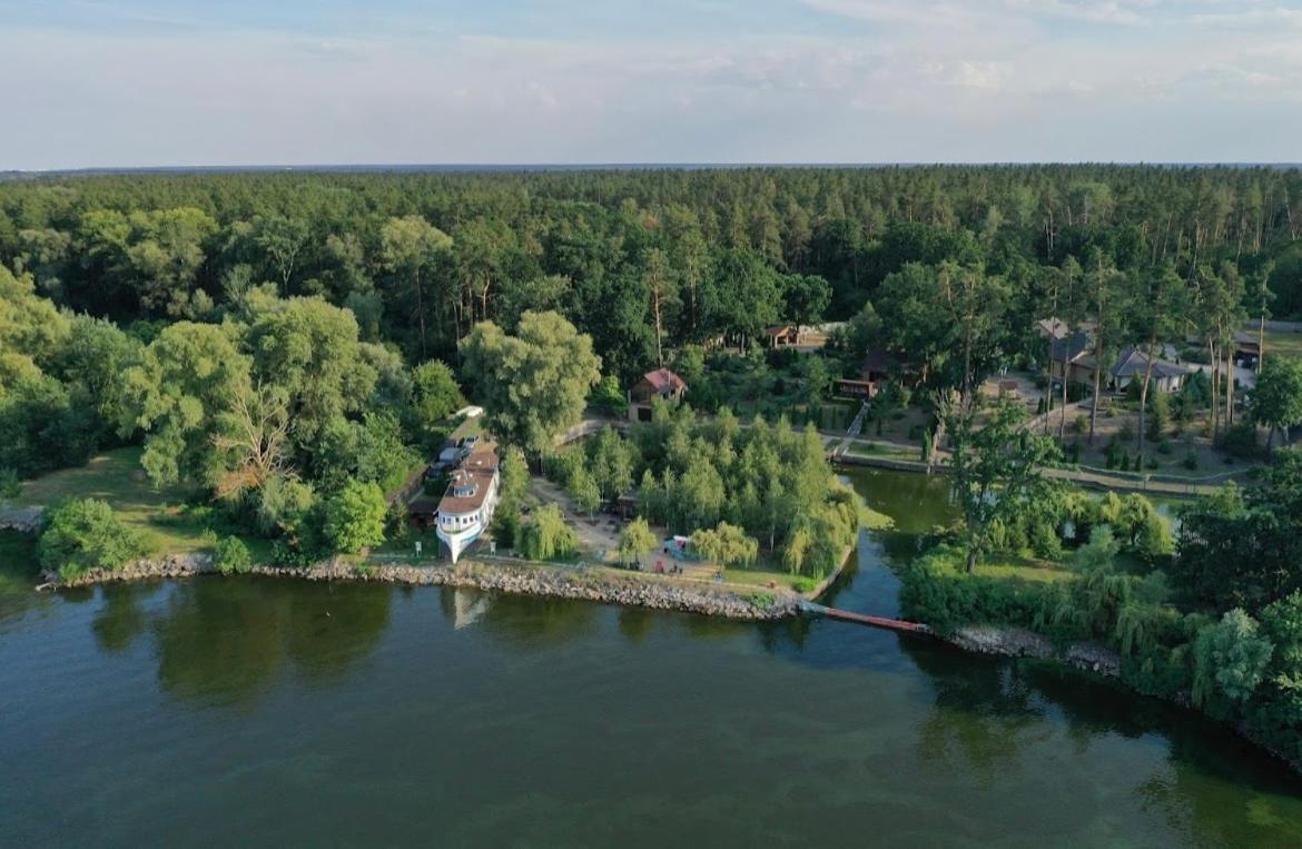 Гостевой Комплекс "Дядя Саша" Villa Sokirno ภายนอก รูปภาพ