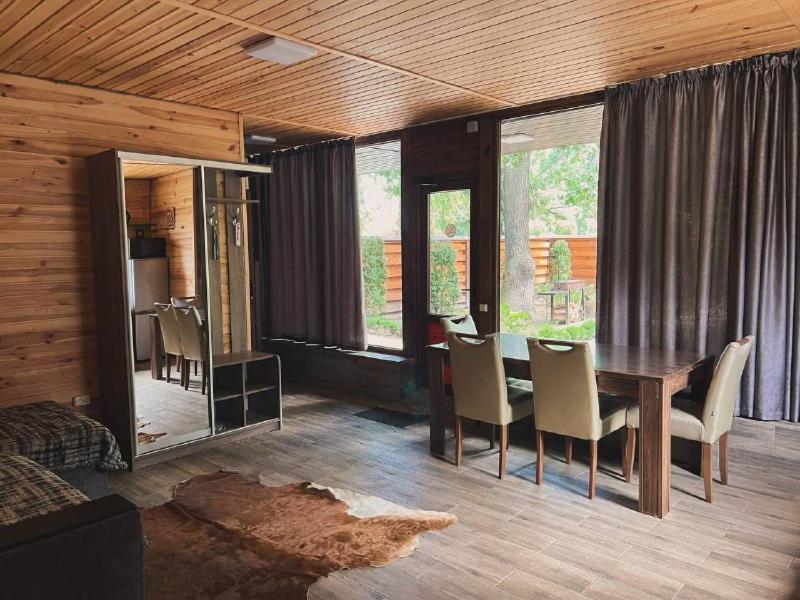 Гостевой Комплекс "Дядя Саша" Villa Sokirno ภายนอก รูปภาพ